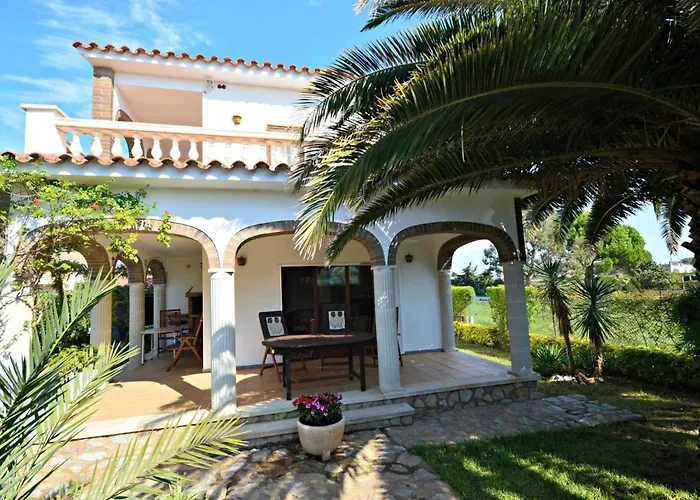 Holiday home Casa Con Piscina Privada, Barbacoa, Wifi Y Parking, Cerca De La Playa. Costa Brava - Es-89-65 *