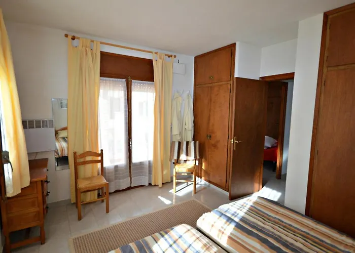 Casa Con Piscina Privada, Barbacoa, Wifi Y Parking, Cerca De La Playa. Costa Brava - Es-89-65 *